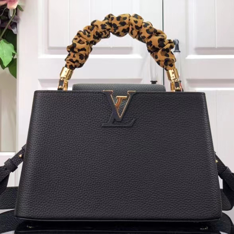 Louis Vuitton CAPUCINES MM  Handbag M58732 Black